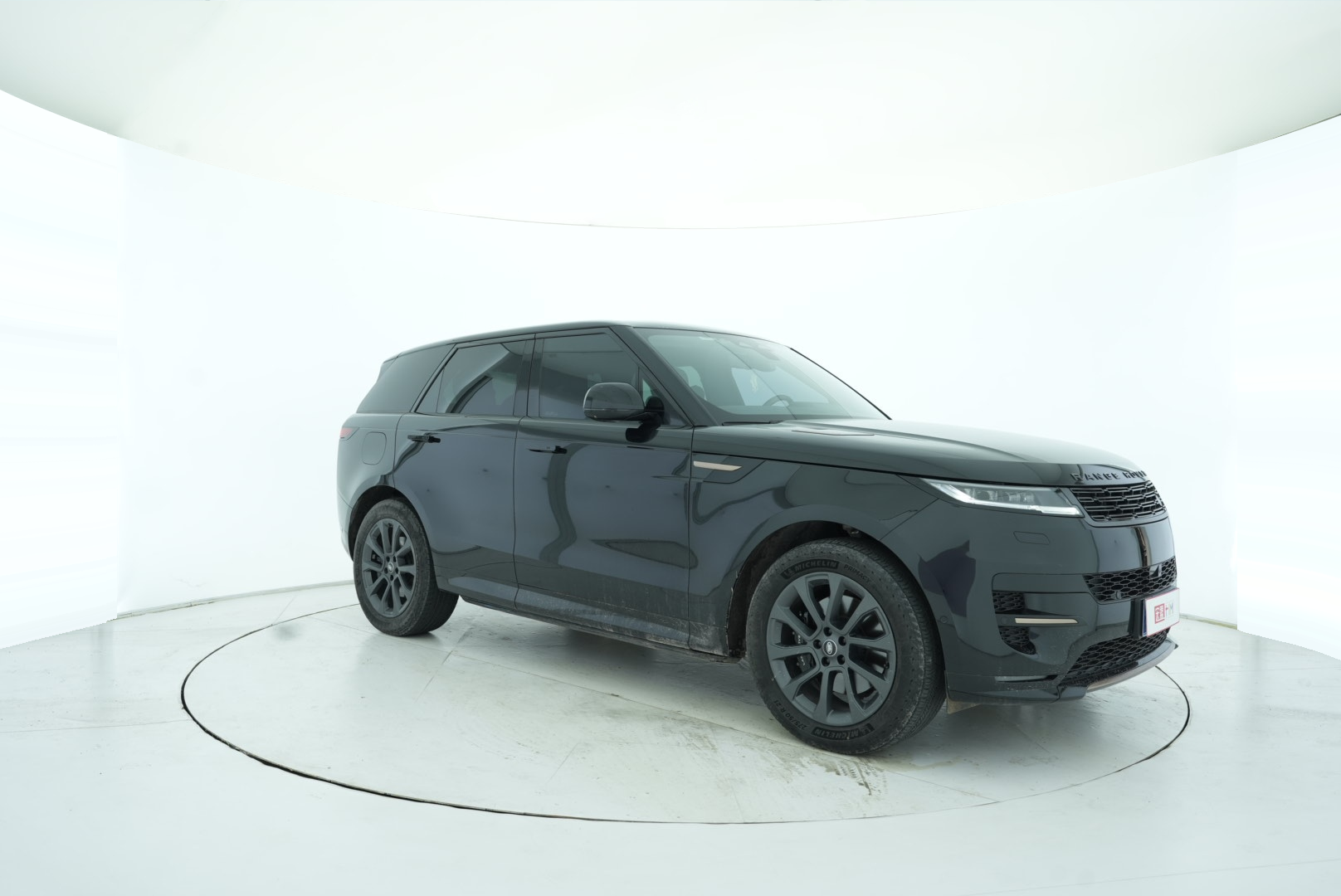 Land Rover Range Rover Sport 2023 — фото 8