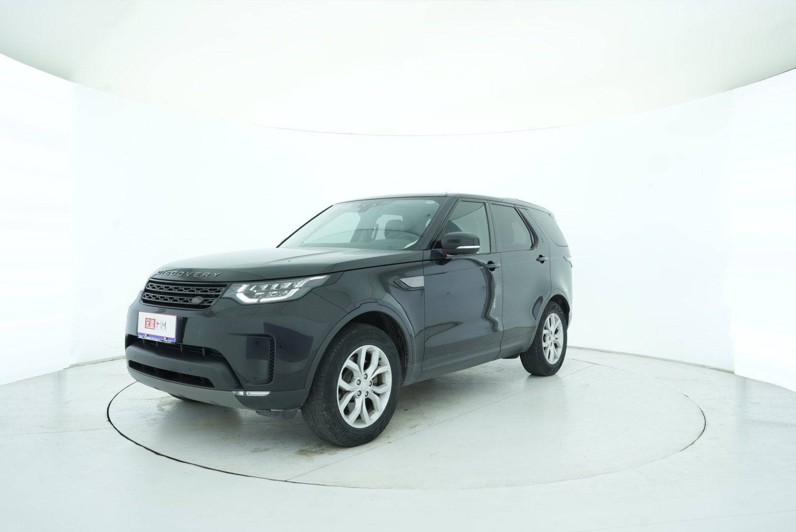 Land Rover Discovery 2017 — фото 2