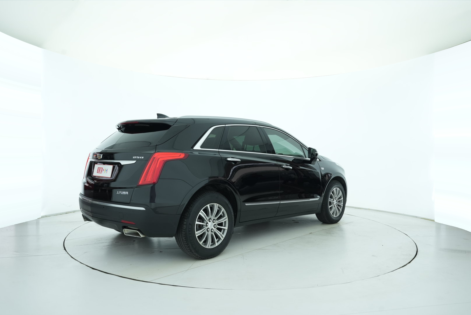 Cadillac XT5 2018 — фото 6