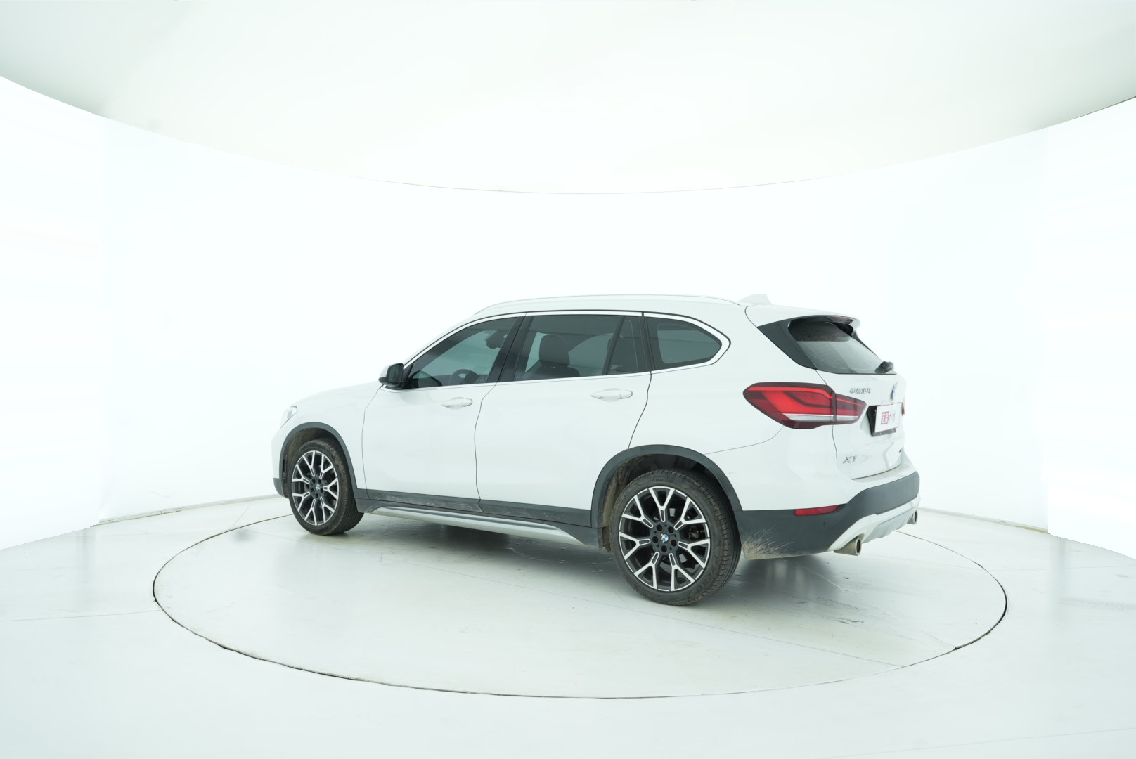BMW X1 2022 — фото 4