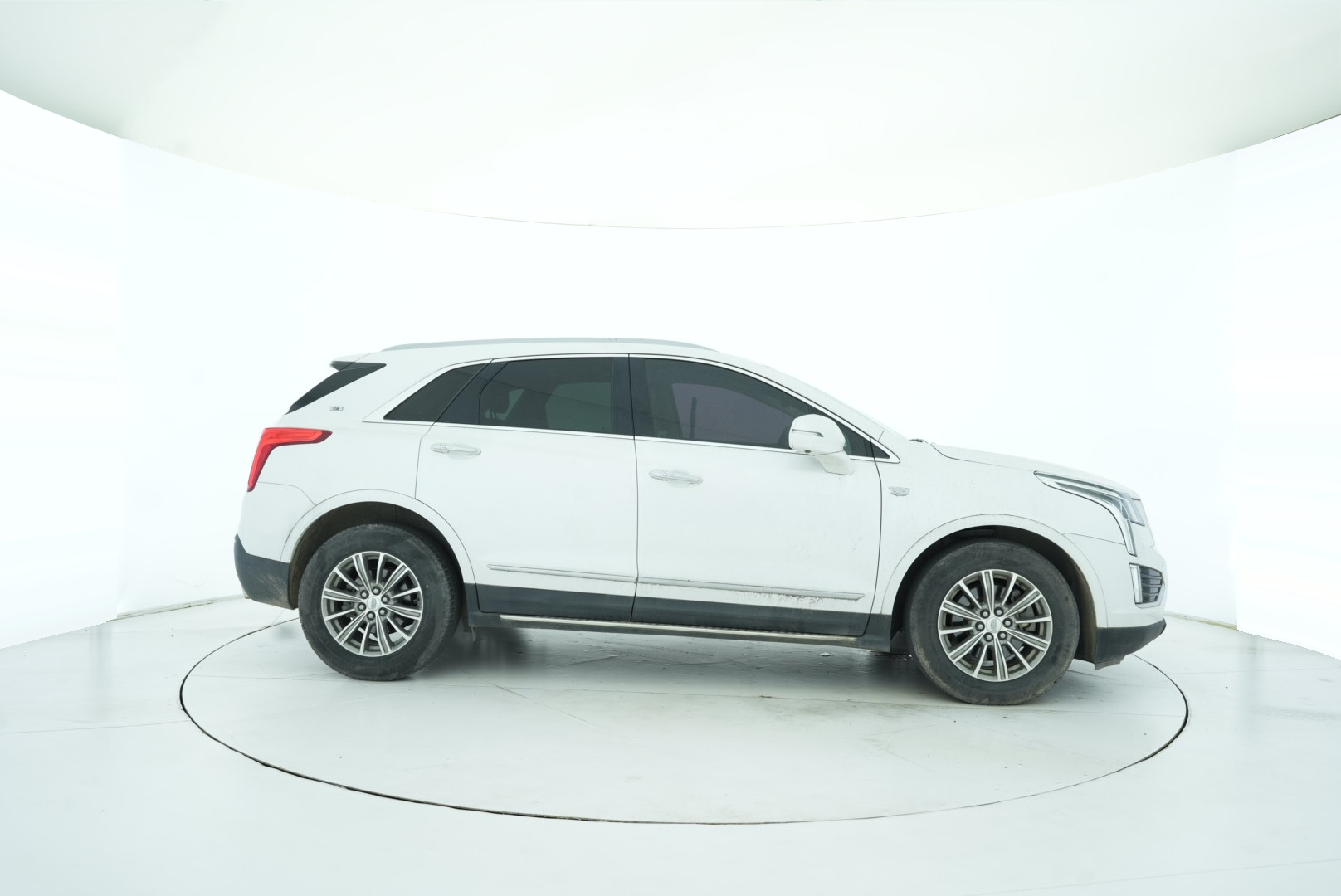Cadillac XT5 2016 — фото 7