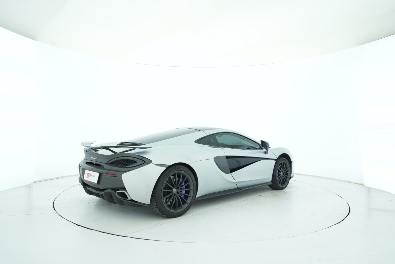 McLaren 570S 2019 — фото 6