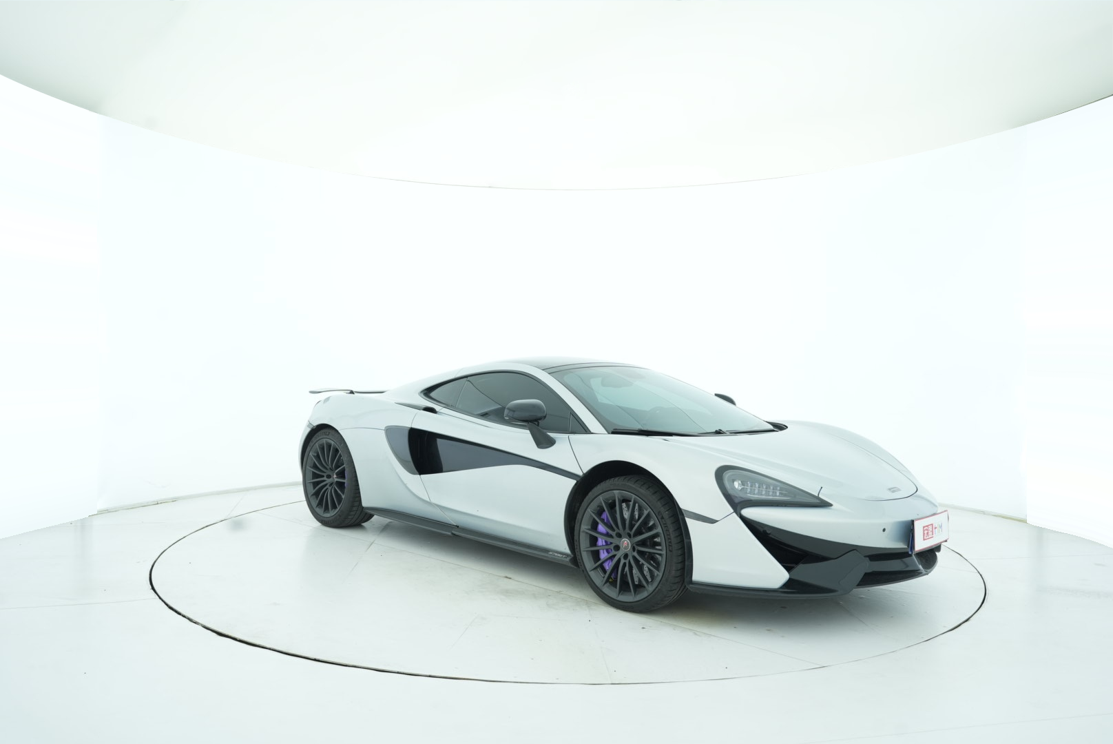 McLaren 570S 2019 — фото 8