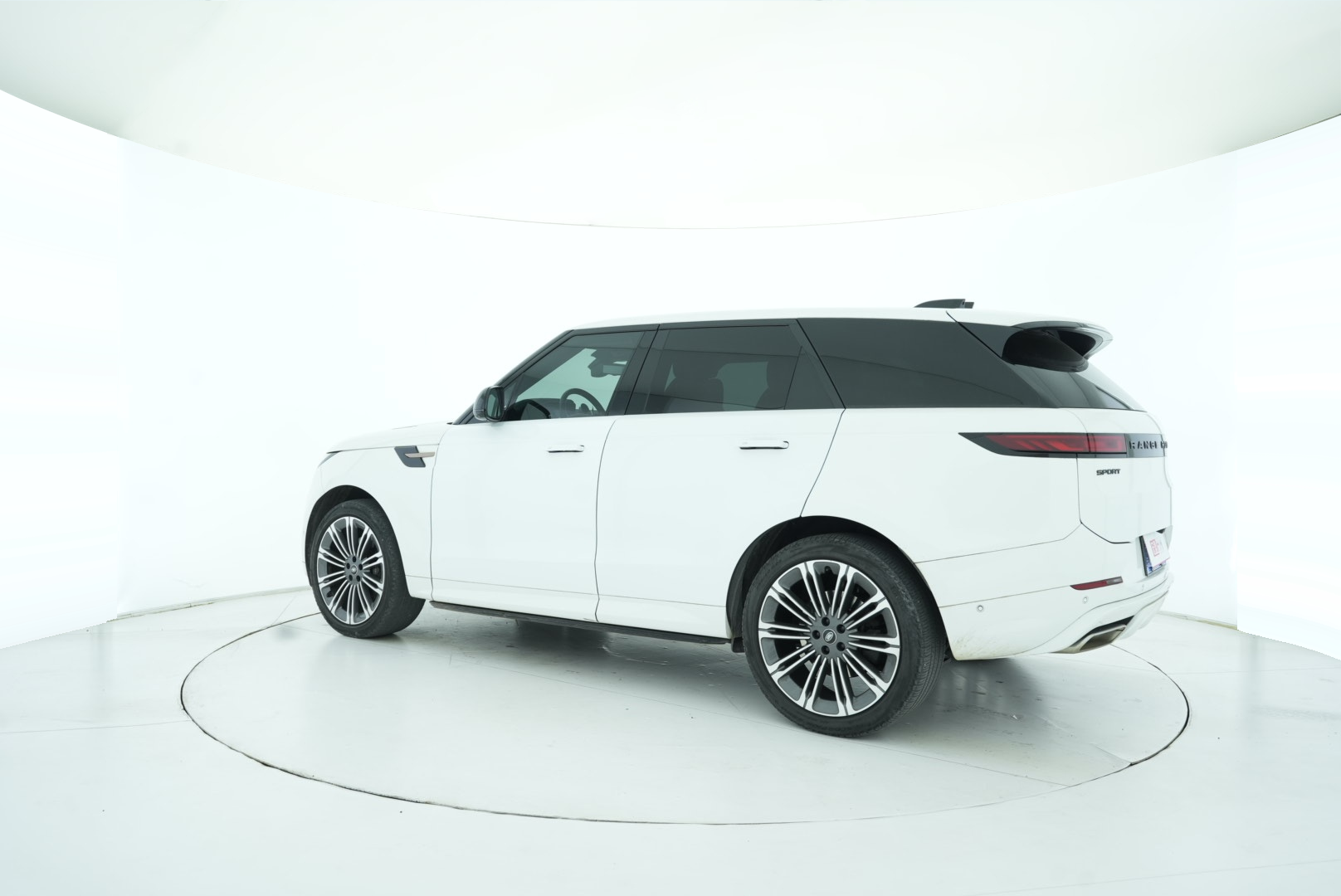 Land Rover Range Rover Sport 2023 — фото 4