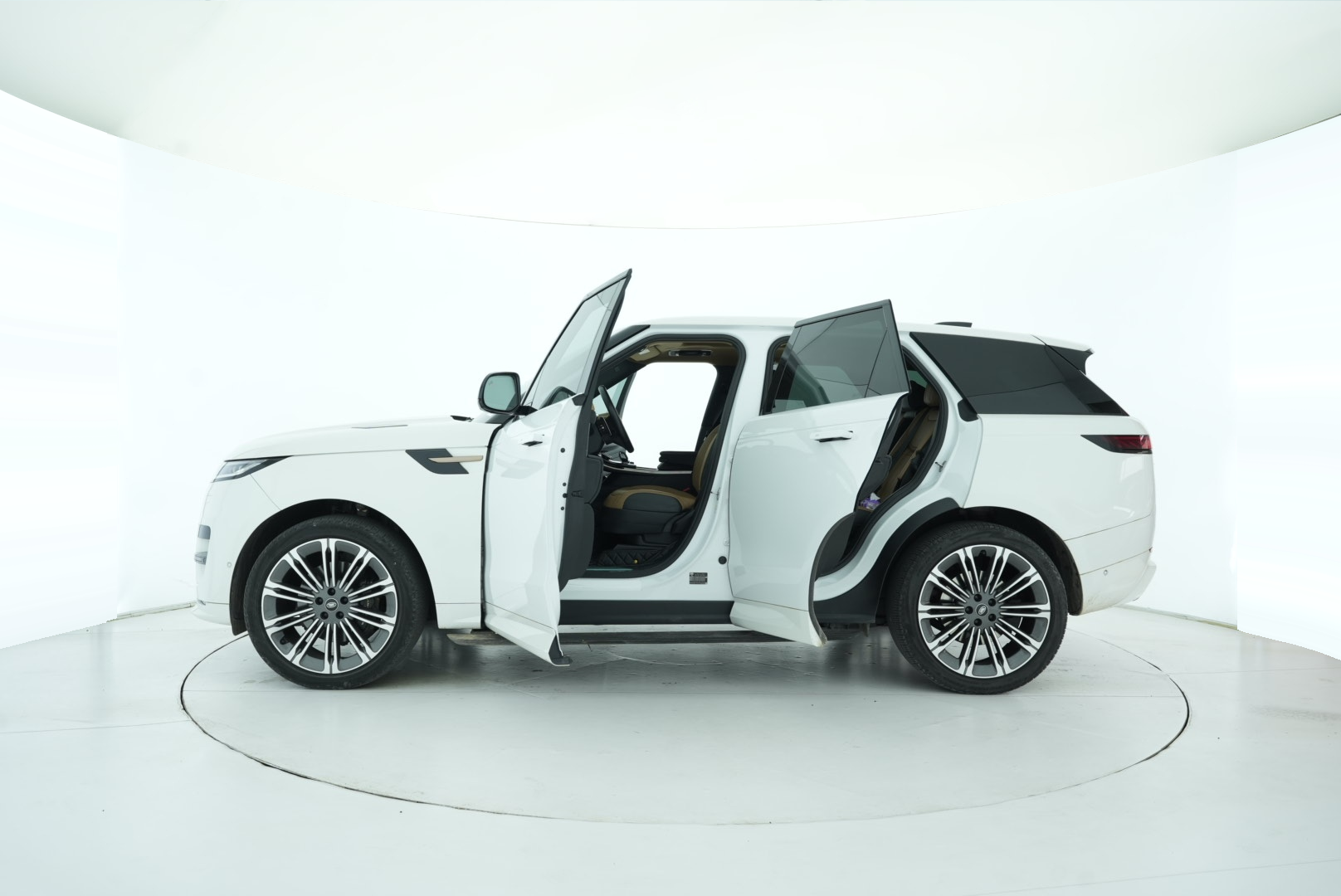 Land Rover Range Rover Sport 2023 — фото 11