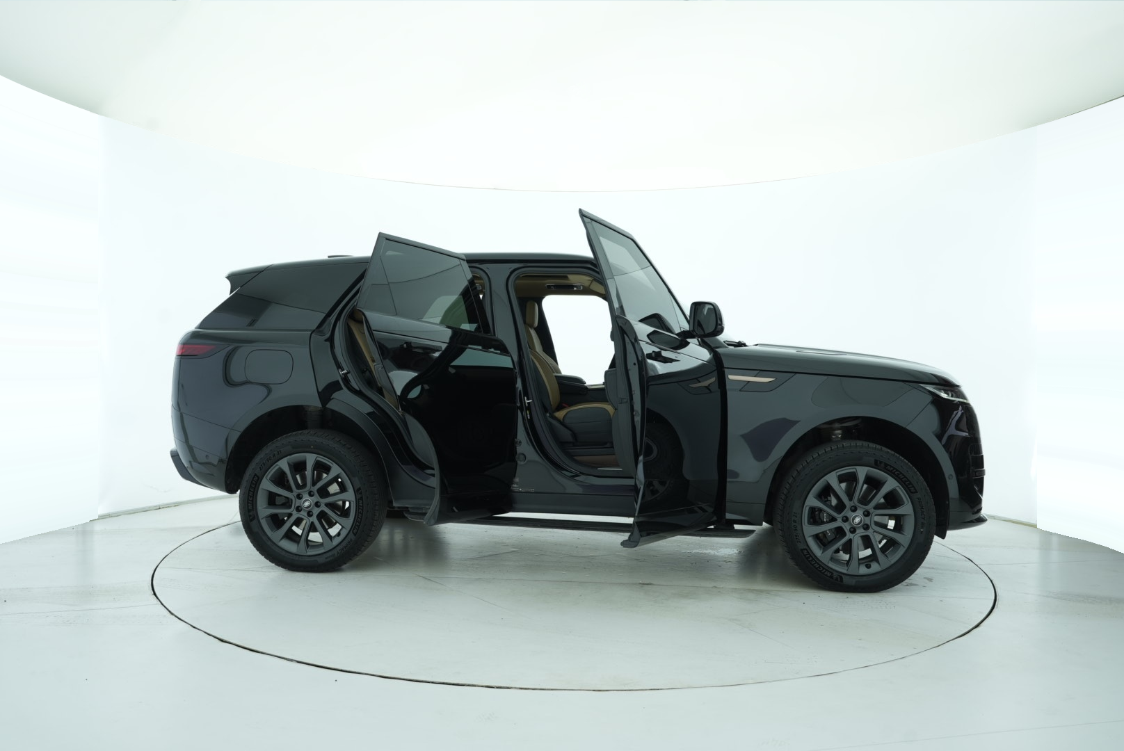 Land Rover Range Rover Sport 2023 — фото 15